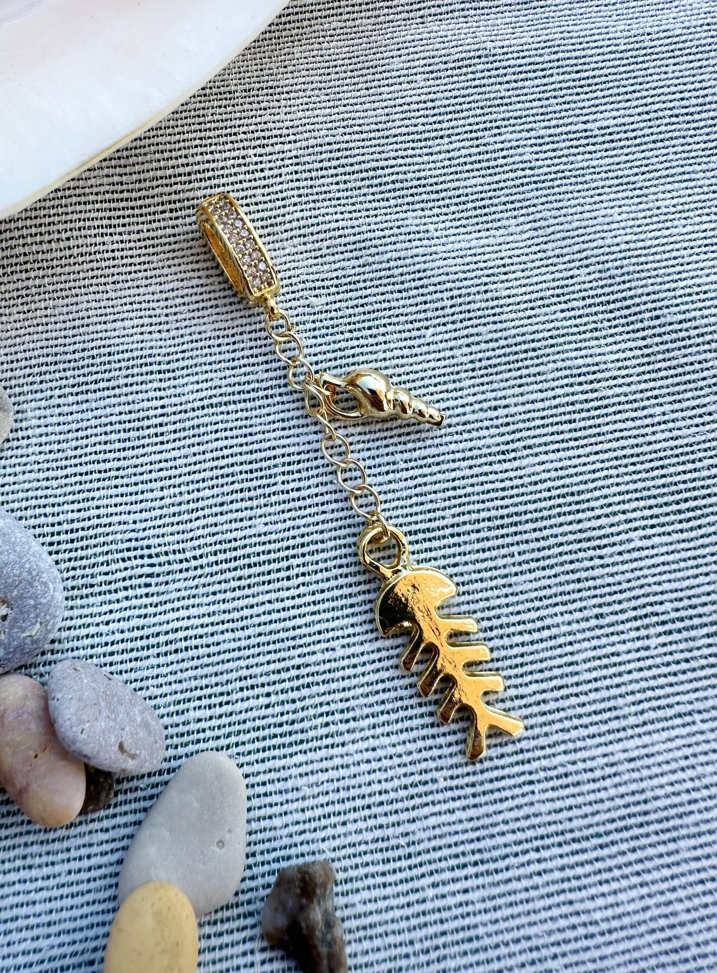 Coralis Bikini Charm