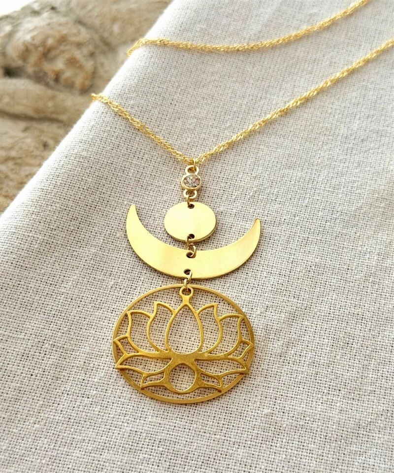 Lunaya Lotus Kolye