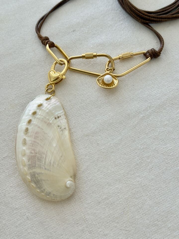 Mirena Charm Detaylı İp Kolye